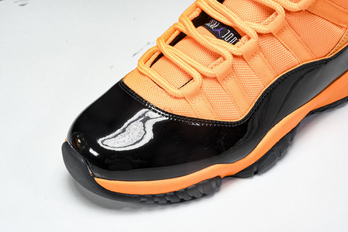Air Jordan 11  CT8012-800