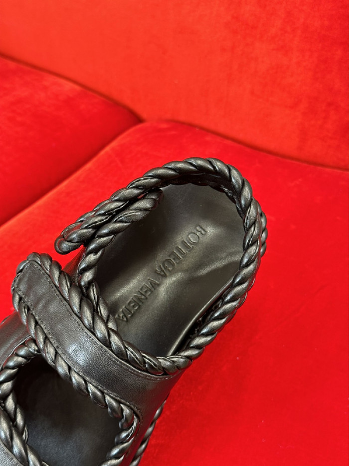 B**OTTEGA V*ENETA  SLIDE copshoe BVS_04 all black