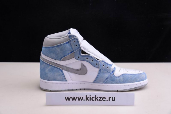 Air Jordan 1 Hyper Royal 555088-402