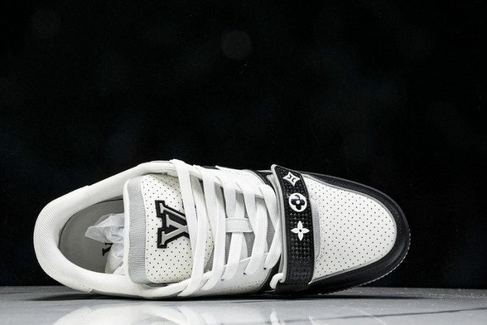 LVT  SNEAKERS   COPSHOE  L&V-trainer 13