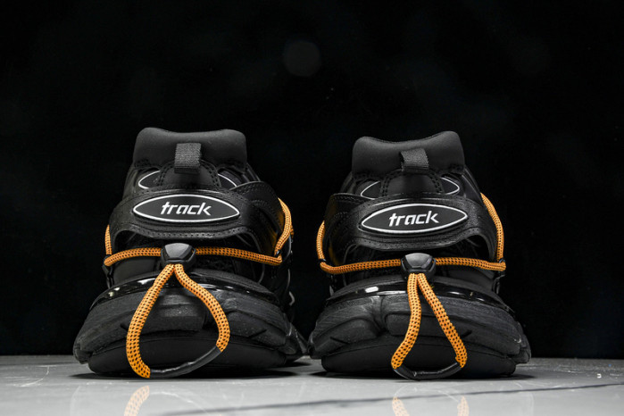 BL  TRACK -COPSHOE BL -Track 01