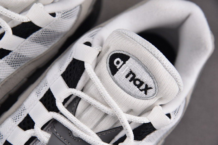 Nike Air Max 95 OG Black Anthracite  - AT2865-003