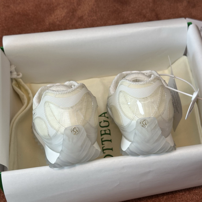 BOTTEGA VENETA SNEAKER COPSHPE BV-67