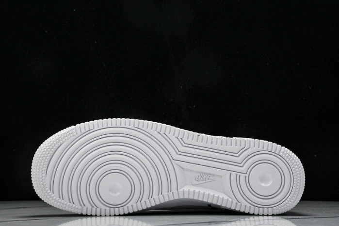 Nike Air Force 1 Low   Comme des Garcons Shirt 923044-100