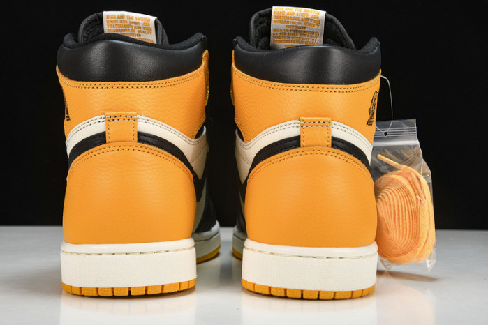 Air Jordan 1 High OG "Yellow Toe" 555088-711