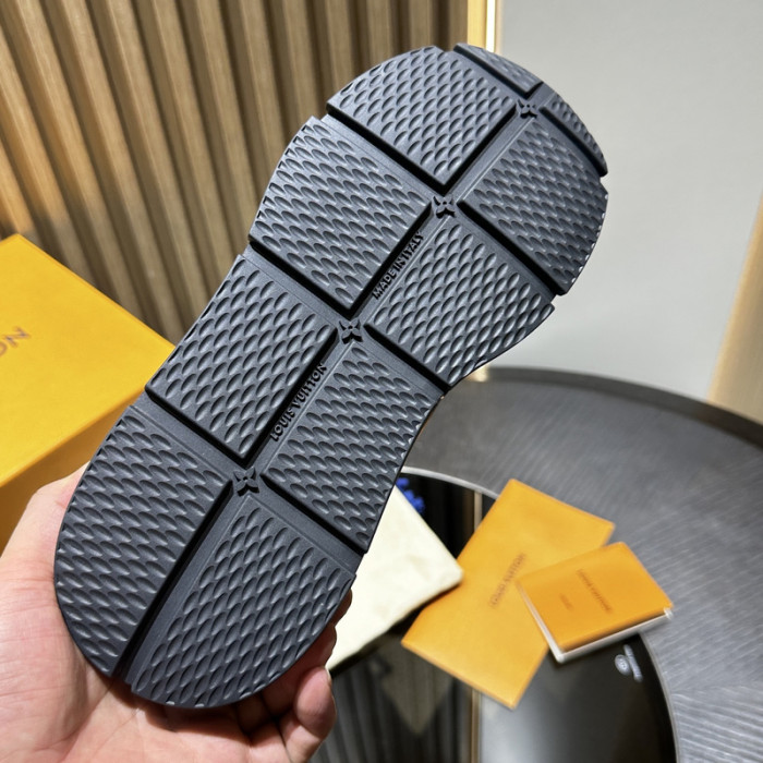 LVT  Classic Sneaker   COPSHOE  L&V-classic 04