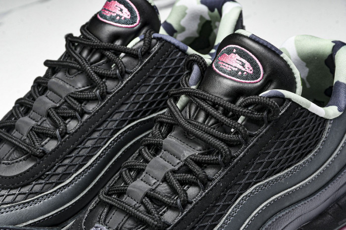 ike Air Max 95 SP Corteiz Pink Beam  - FB2709-001