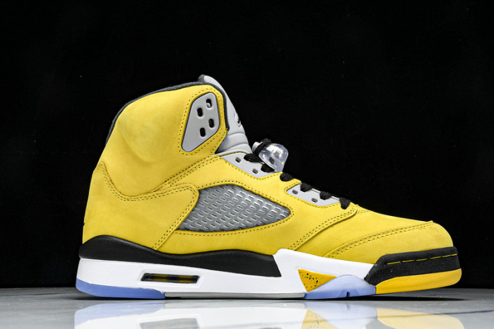 Jordan 5 Retro Tokyo T23 (2025)  - IO3372-700