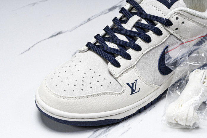 DUNK LOW SB X VL BEIGE BLUE FC1688-134