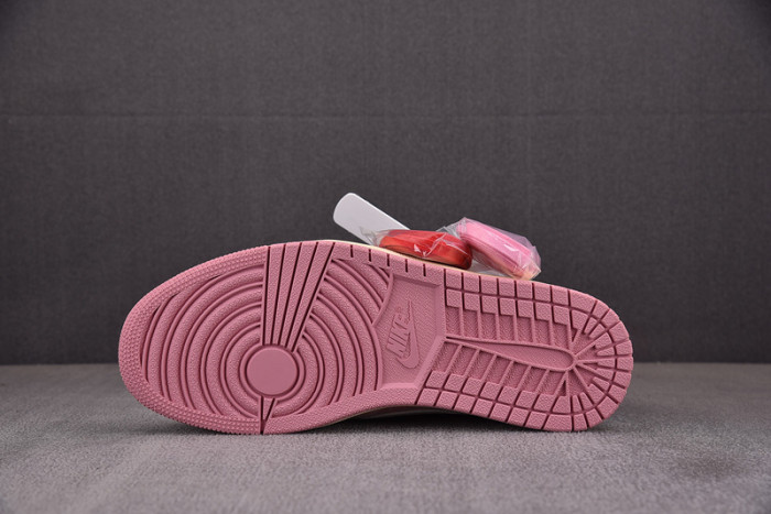 Travis Scott x Air Jordan 1 Low OG DM7866-600