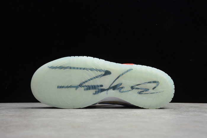 OF x Nike Dunk Low CT0856-403