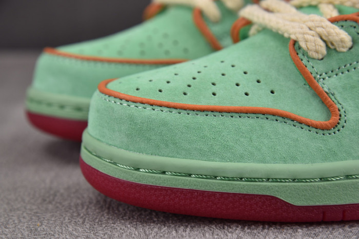 Nike SB Dunk Low Rodeo Tourmaline  HF3058-300