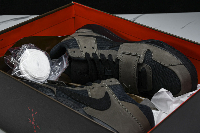 Travis Scott x Jordan Jumpman Jack TR “Mocha” FZ8117-200
