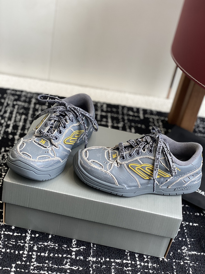 BL Hamptons Worn-Out  -COPSHOE BL - WO 02