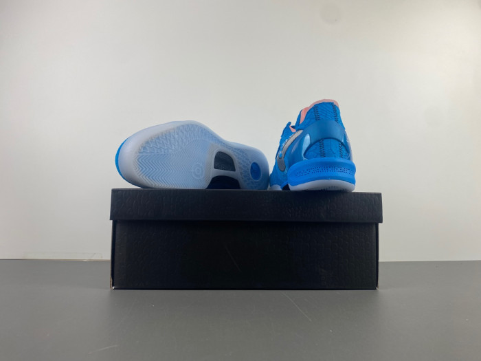 KOBE 8  CUSTOM “OFF WHITE”   555035-305