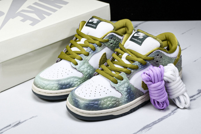Nike SB Dunk Low Alexis Sablone Chameleon  HJ3386-300