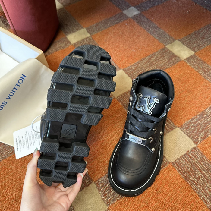 LVT BOOT    COPSHOE  L&V-388 LEATHER WHITE STITCHING