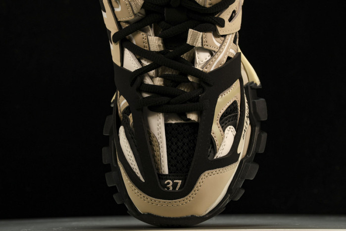 BL TRAINERS TRACK -COPSHOE BL 249