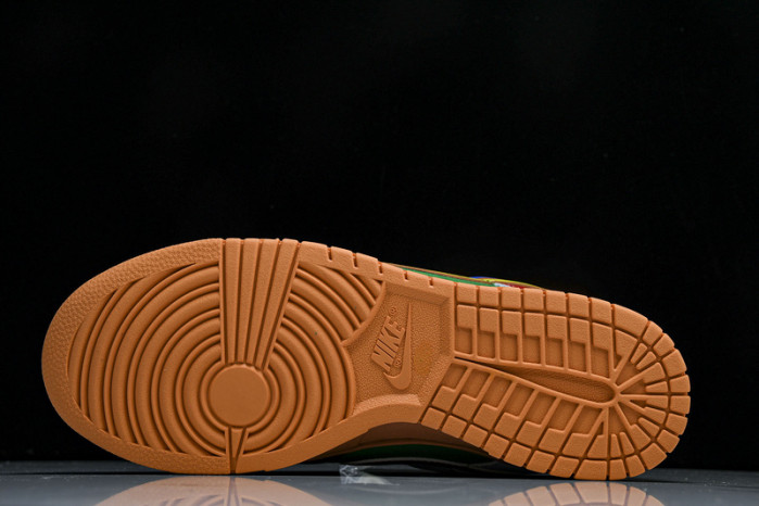 Nike Dunk Low Mario Kart Custom  DH0952-102