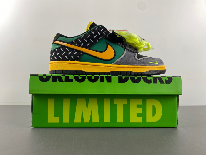 Dunk Low What the Duck University of Oregon Home PE  hv1454-001