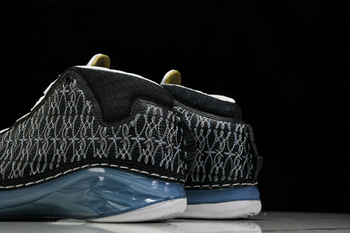 Jordan 23 UNC  318376-041