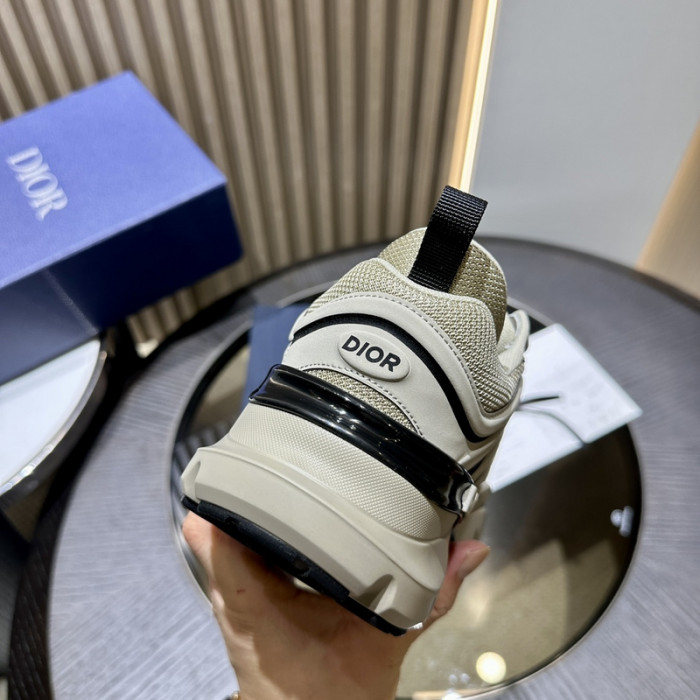 D1R* B44   copshoe  DR-304