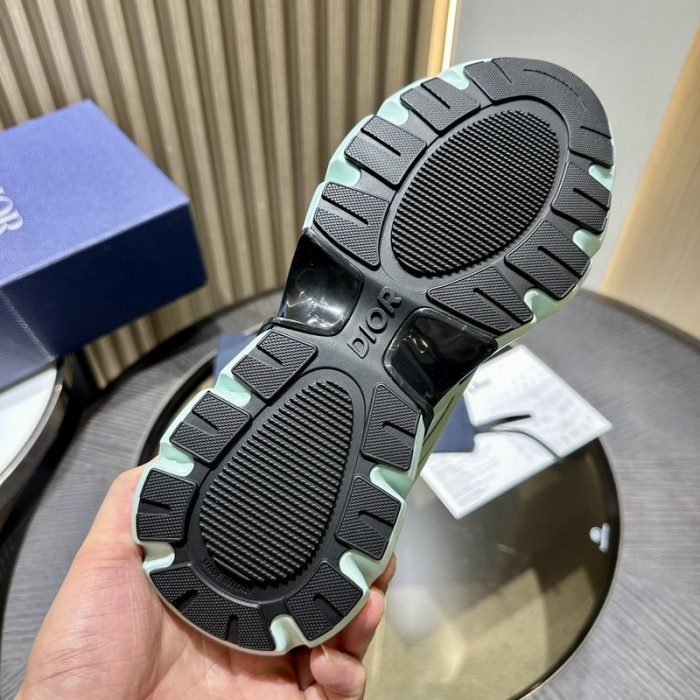 D1R* B44   copshoe  DR-305