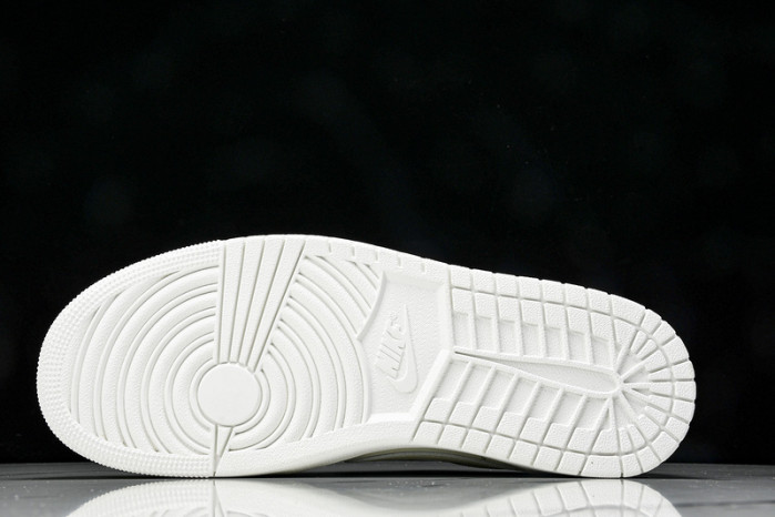 Jordan 1 Retro Low OG SP Travis Scott Michael Rubin  TD1228-111