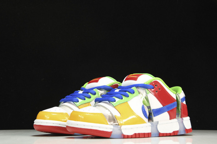 Nike SB Dunk Low Sandy Bodecker FD8777-100