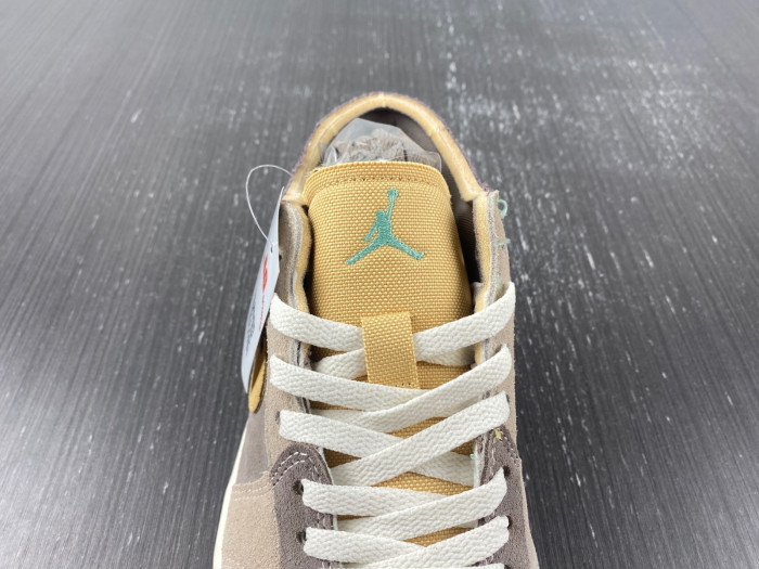 Air Jordan 1 Low "Inside Out" DN1635-200