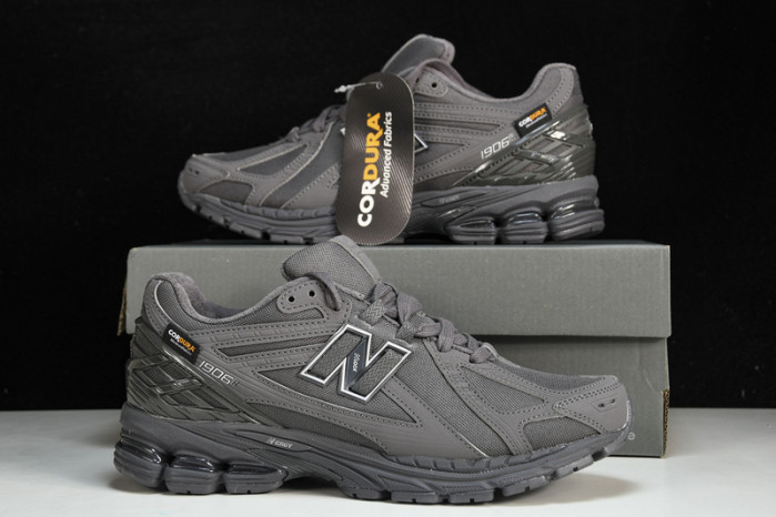 N*EW B*ALANCE COPSHOE NB-057