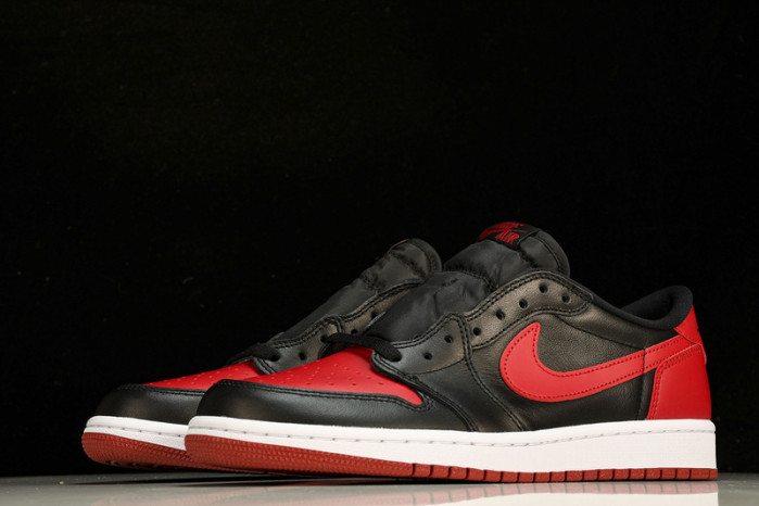 Jordan 1 Retro Low Bred (2015) - 705329-001