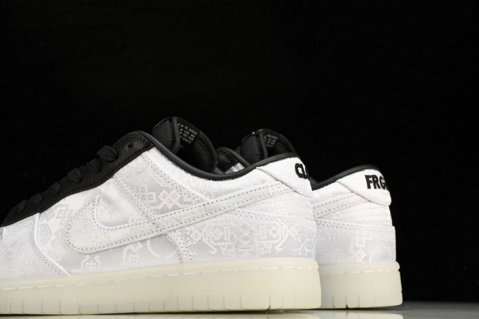 CLOT x fragment x Nike Dunk Low FN0315-110