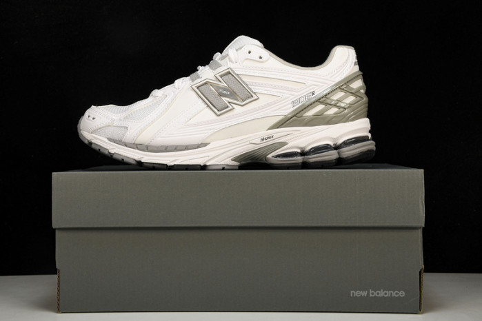 N*EW B*ALANCE COPSHOE NB-077