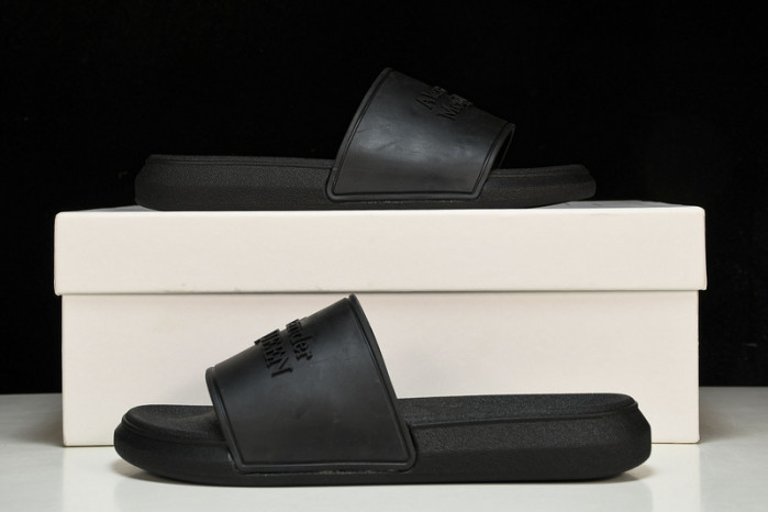 mcqueen  slide cophsoe MQS-06