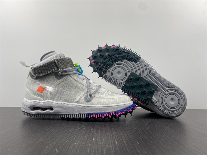 OF x Nike Air Force 1 Mid DO6290-100