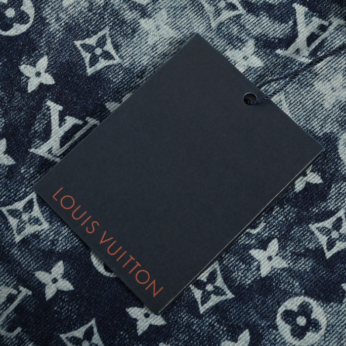 COPSHOE CLOTHES - CLO 03