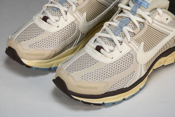Nike Zoom Vomero 5 Oatmeal  FB8825-111