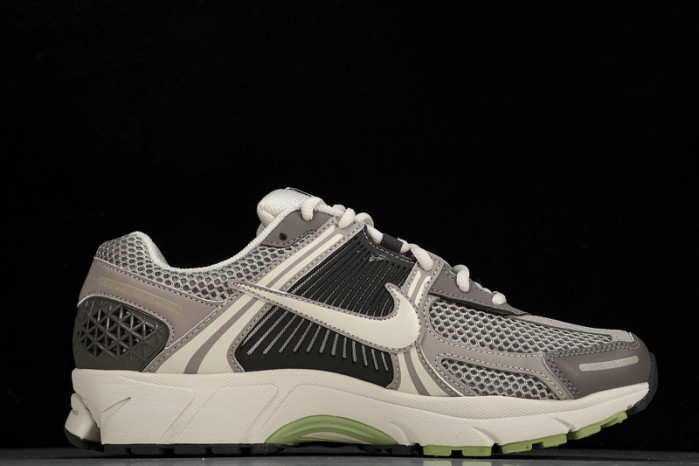 Nike Zoom Vomero 5 “Cobblestone” FB8825-001