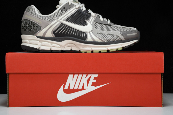Nike Zoom Vomero 5 “Cobblestone” FB8825-001