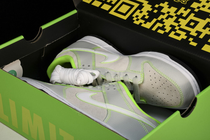 Nike Dunk Low University of Oregon PE (2023) FQ7260-001