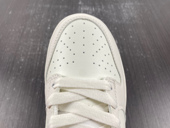 Nike Dunk Low WMNS Oxygen Purple DX5930-100