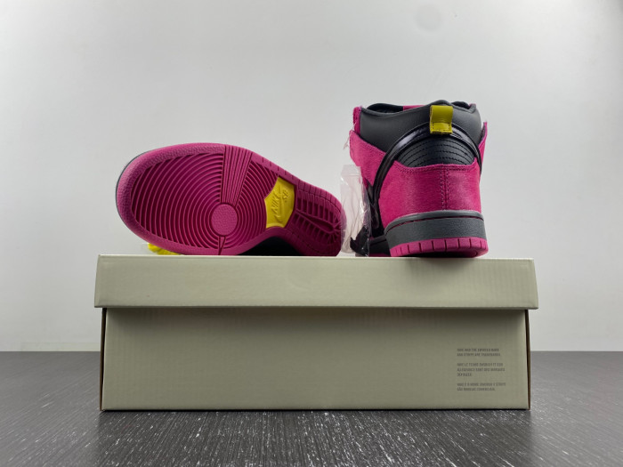 Run The Jewels x Dunk High SB 