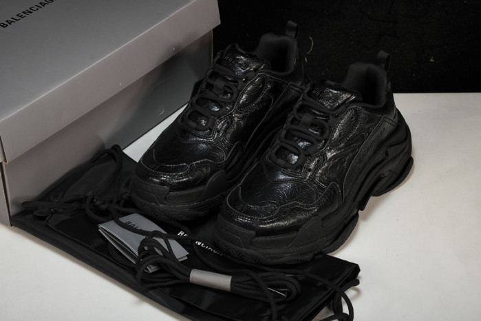 BL TRIPLE S TRAINERS -COPSHOE BL 242