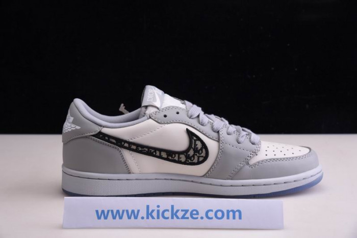 AIR Jordan 1  X Dr  low