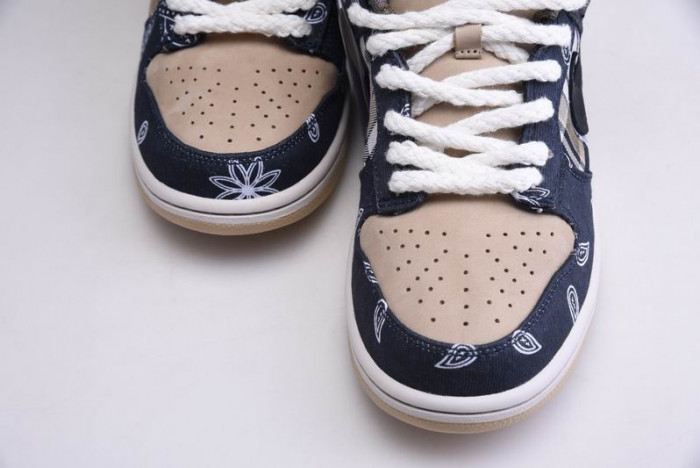 Travis Scott x Nike SB Dunk Low-CT5053-001