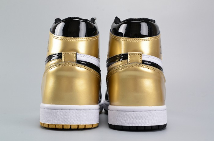 Air Jordan 1 Retro High OG NRG ComplexCon “Top 3 Gold” 861428-001