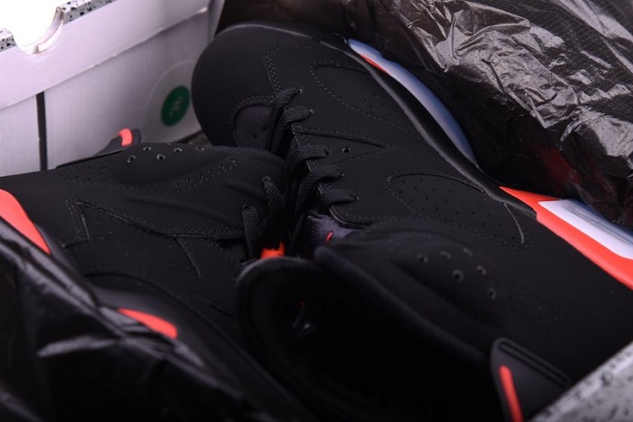 Jordan 6 Retro Black Infrared (2019) - 384664-060