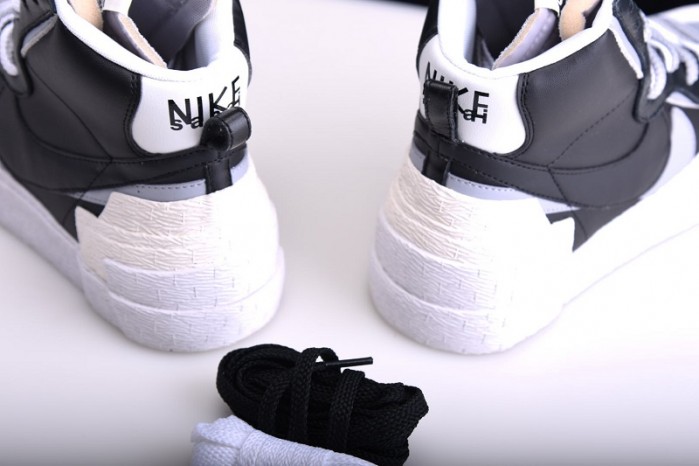 Nike Blazer High sacai white-grey - BV0072-002