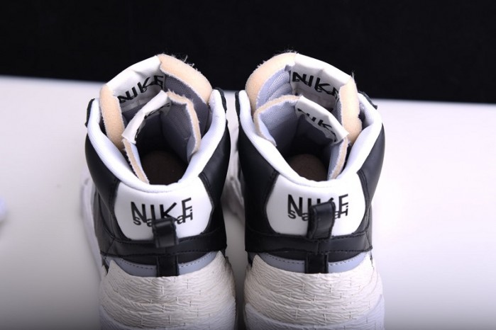 Nike Blazer High sacai white-grey - BV0072-002